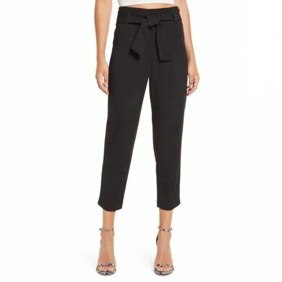 Leith Belted Tapered Ankle Pants in Black - Picture 1 of 10
